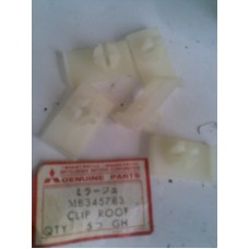 MB345783 MITSUBISHI  COLT TAVAN DÖŞEME KLİPS